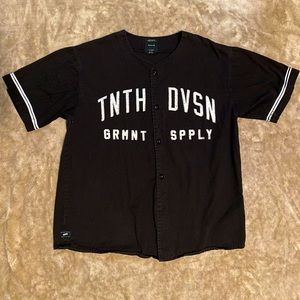 10.Deep Baseball Style Cotton Shirt Medium
